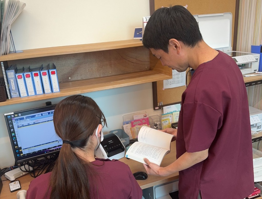 患者様への服薬指導の様子